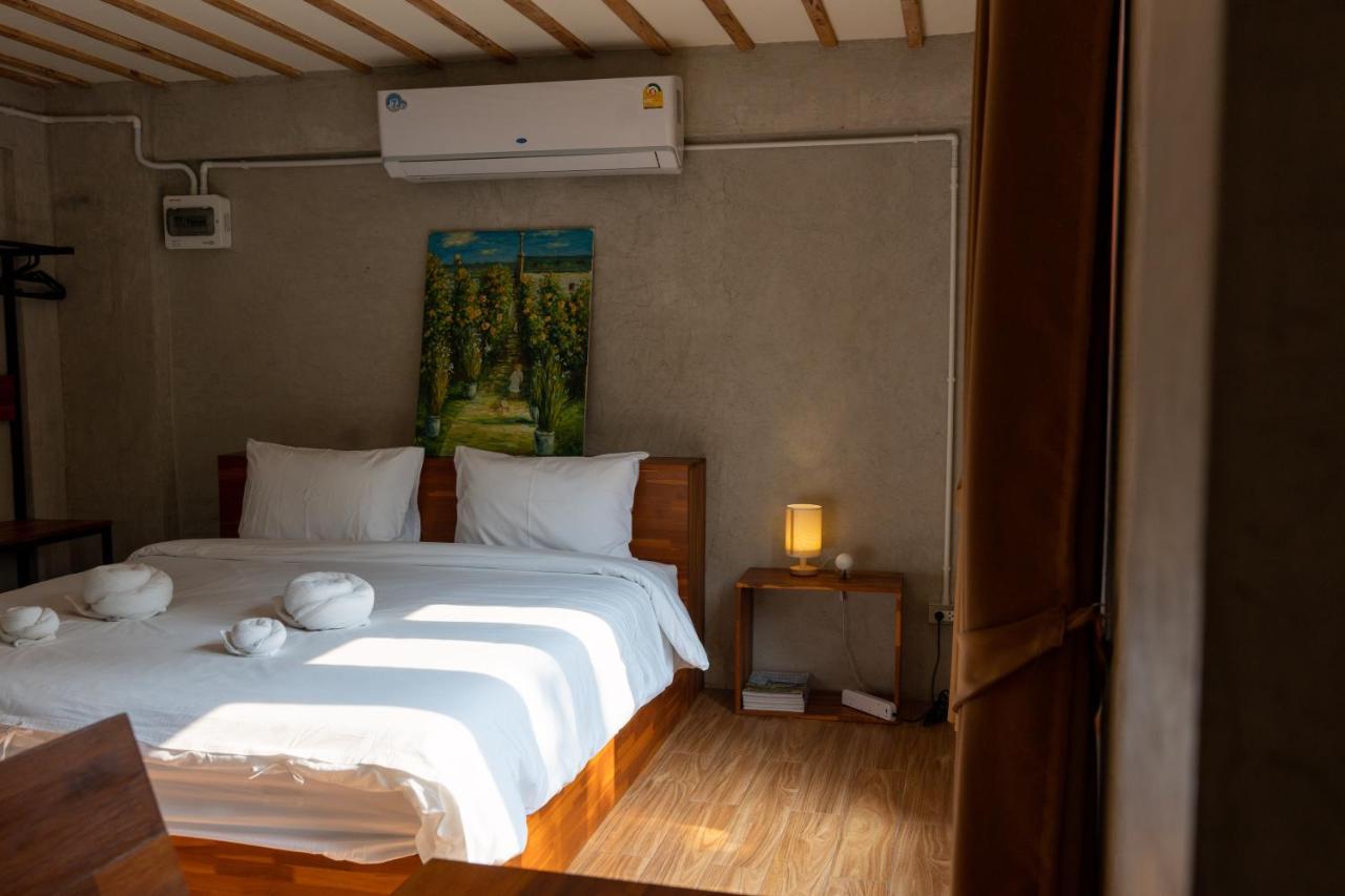 Banmai87 Guest House บ้านไม้87 เกสต์เฮ้าส์ Phra Nakhon Si Ayutthaya Exterior foto