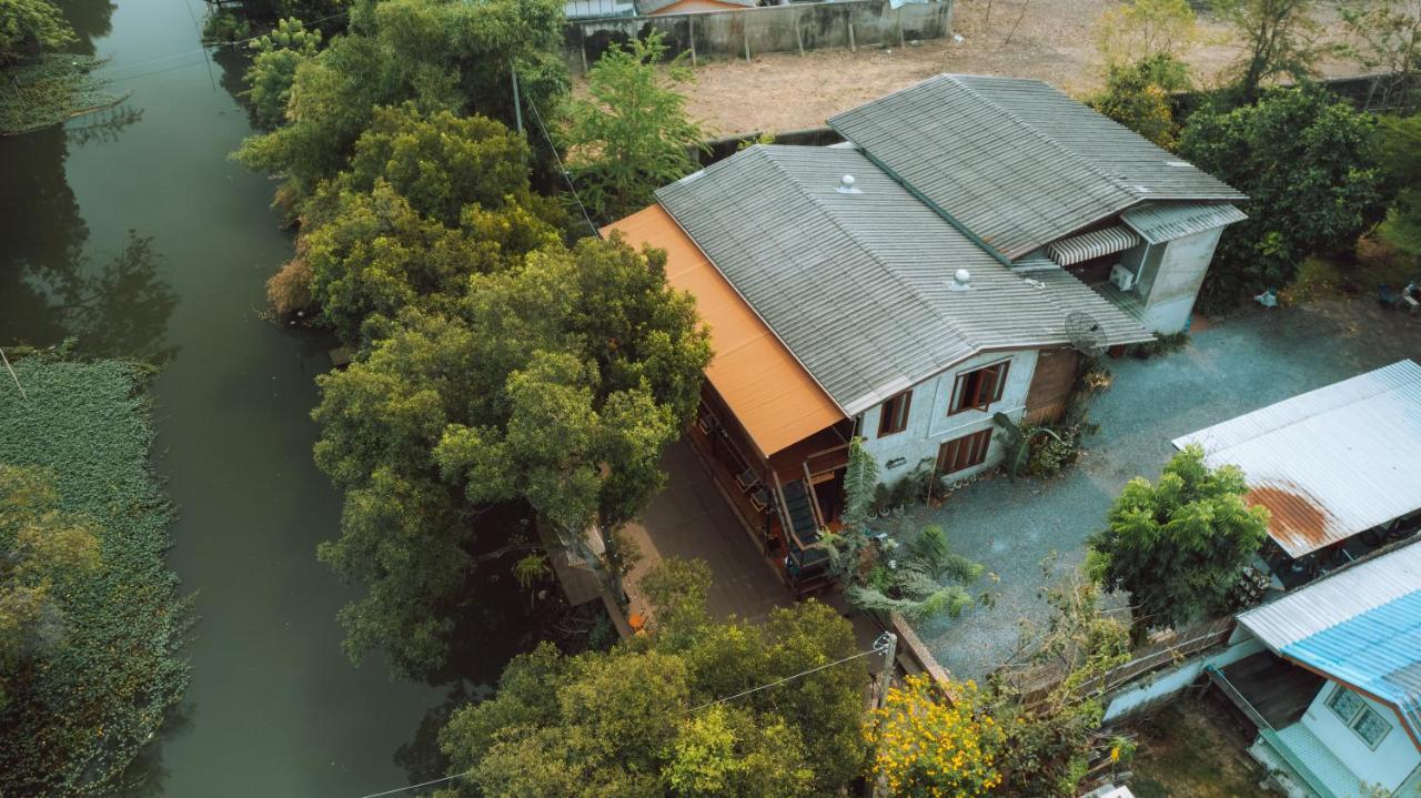 Banmai87 Guest House บ้านไม้87 เกสต์เฮ้าส์ Phra Nakhon Si Ayutthaya Exterior foto