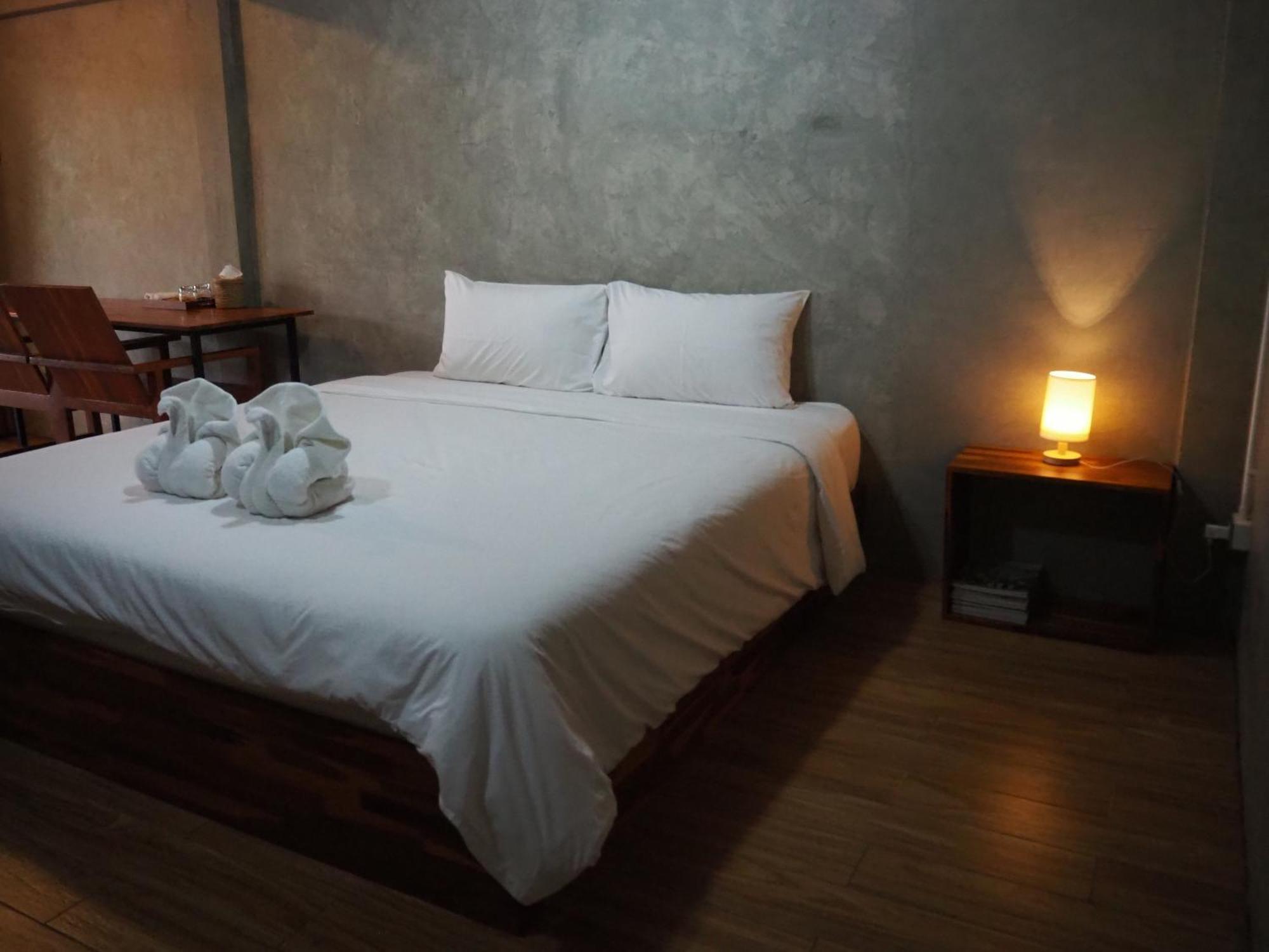 Banmai87 Guest House บ้านไม้87 เกสต์เฮ้าส์ Phra Nakhon Si Ayutthaya Exterior foto